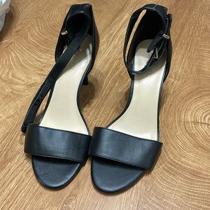 Little Nine West black Heels